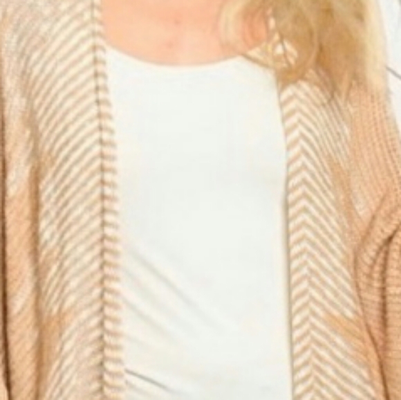 White/Tan  coverup  Fringed Shrug/ Cardigan - Picture 4 of 7